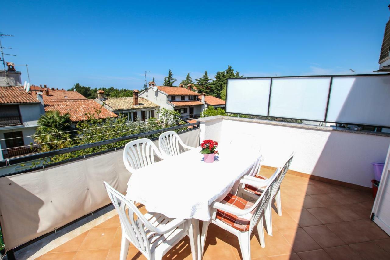 Apartmani Ljubica ポレッチ エクステリア 写真